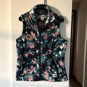 The North Face Campshire 2.0 Floral Fleece Vest